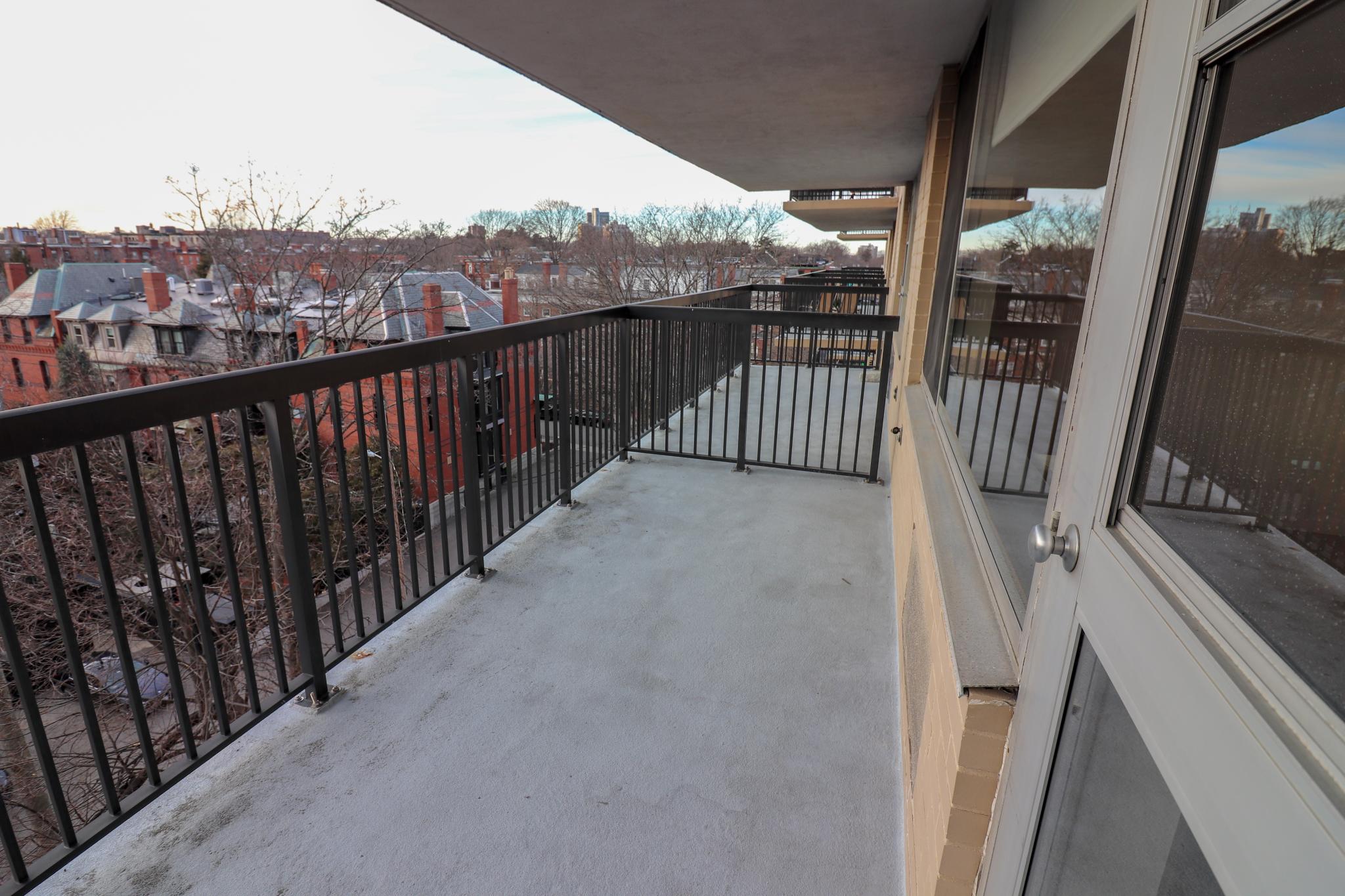 Studio bed, 1 bath apartment for rent at 101 Monmouth St Unit 904, Longwood — photo 6 of 13