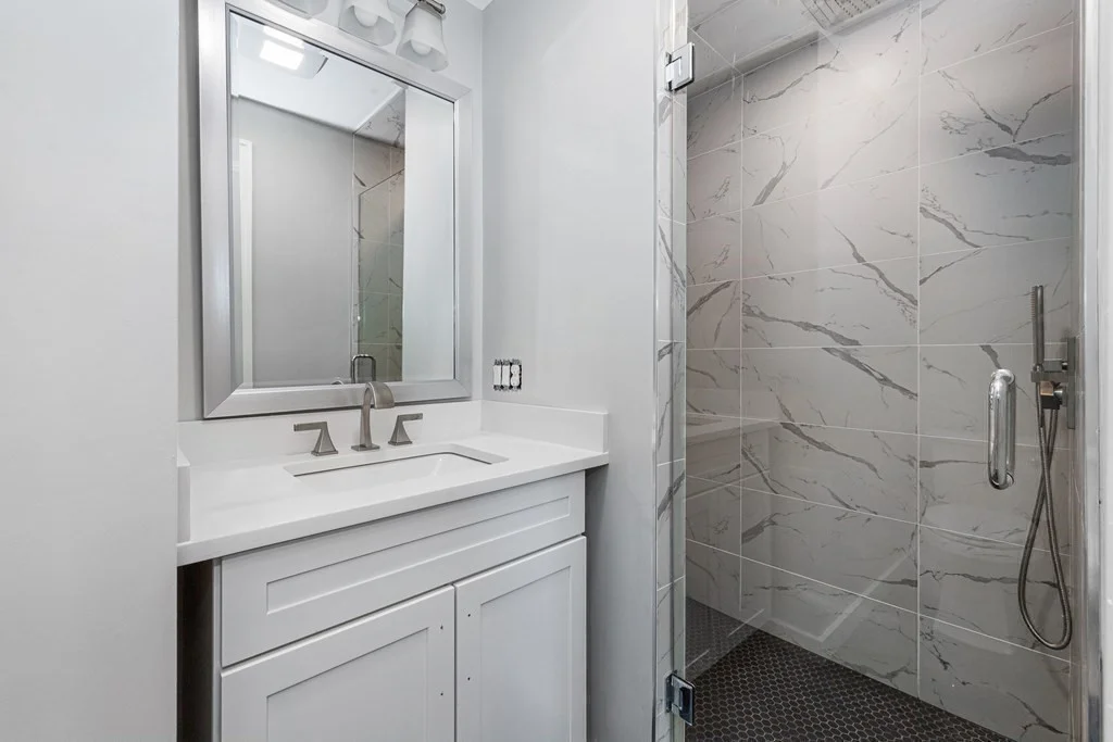 4 bed, 2 bath apartment for rent at 101 Pleasant St Unit 3, Boston — photo 7 of 17