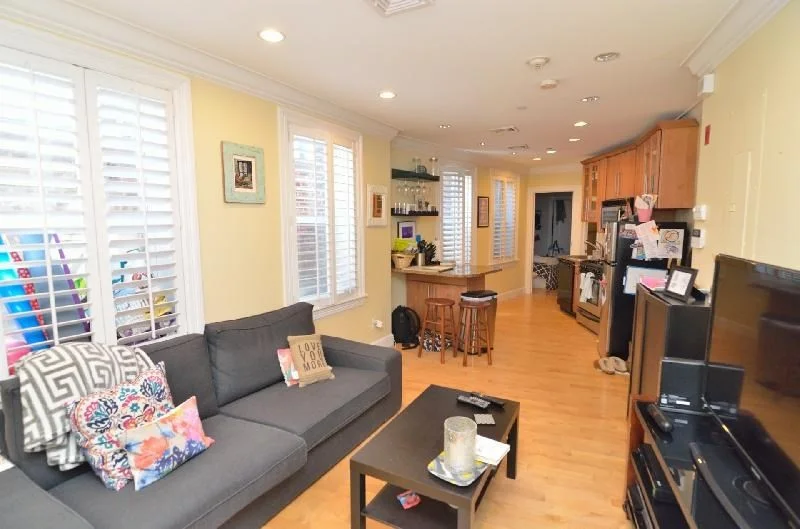 1 bed, 1 bath apartment for rent at 101 Prince Unit 6, North End — photo 1 of 9
