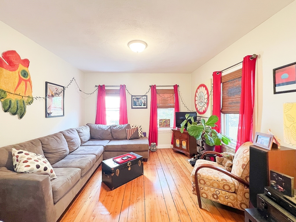 2 bed, 1 bath apartment for rent at 101 Prospect Unit u1, Ward Two — photo 1 of 20