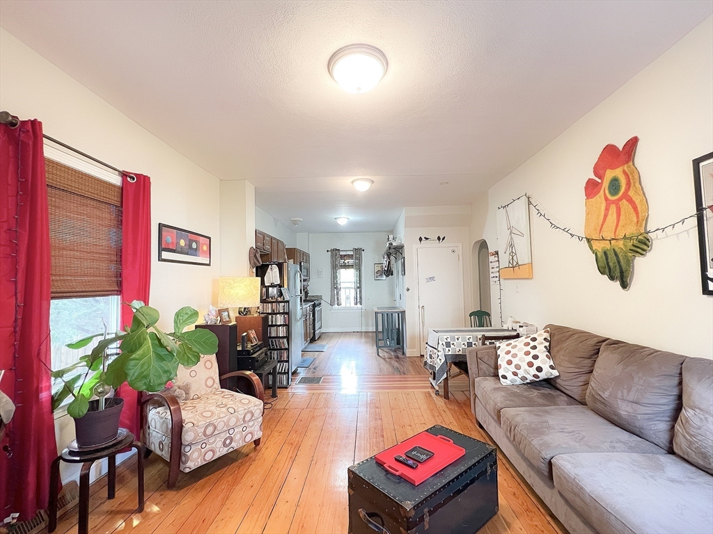 2 bed, 1 bath apartment for rent at 101 Prospect Unit u1, Ward Two — photo 2 of 20