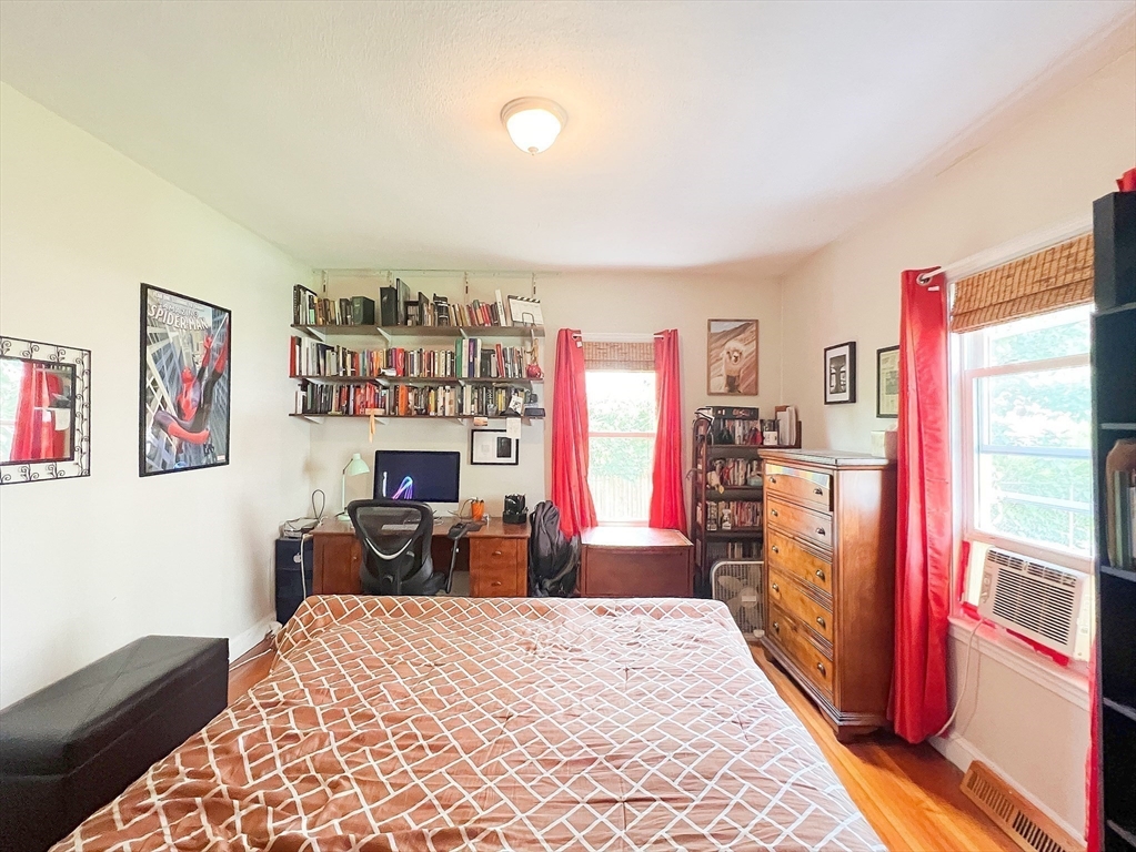 2 bed, 1 bath apartment for rent at 101 Prospect Unit u1, Ward Two — photo 13 of 20
