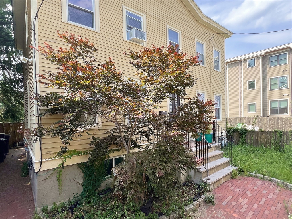 2 bed, 1 bath apartment for rent at 101 Prospect Unit u1, Ward Two — photo 17 of 20