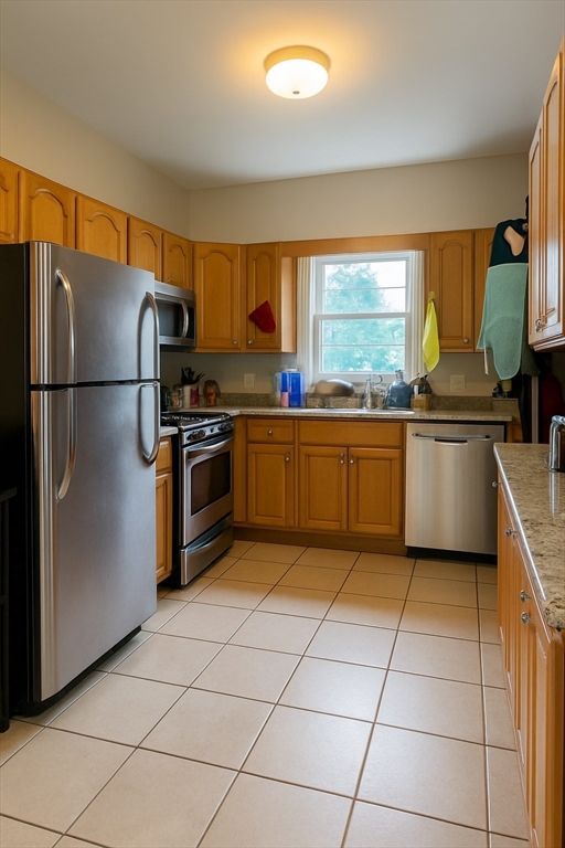 2 bed, 1 bath apartment for rent at 101 Prospect Unit u2, Ward Two — photo 8 of 22