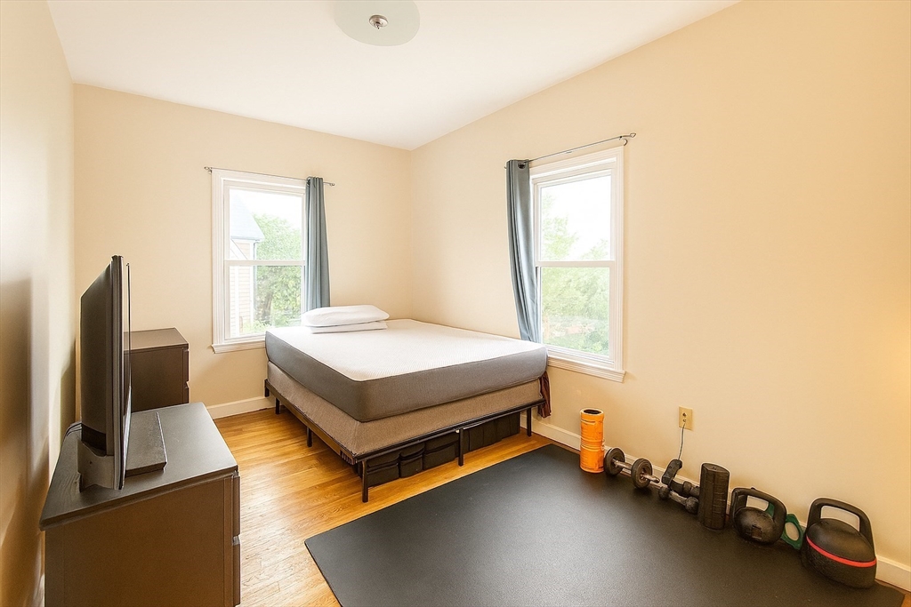 2 bed, 1 bath apartment for rent at 101 Prospect Unit u2, Ward Two — photo 12 of 22