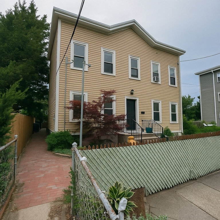2 bed, 1 bath apartment for rent at 101 Prospect Unit u2, Ward Two — photo 18 of 22