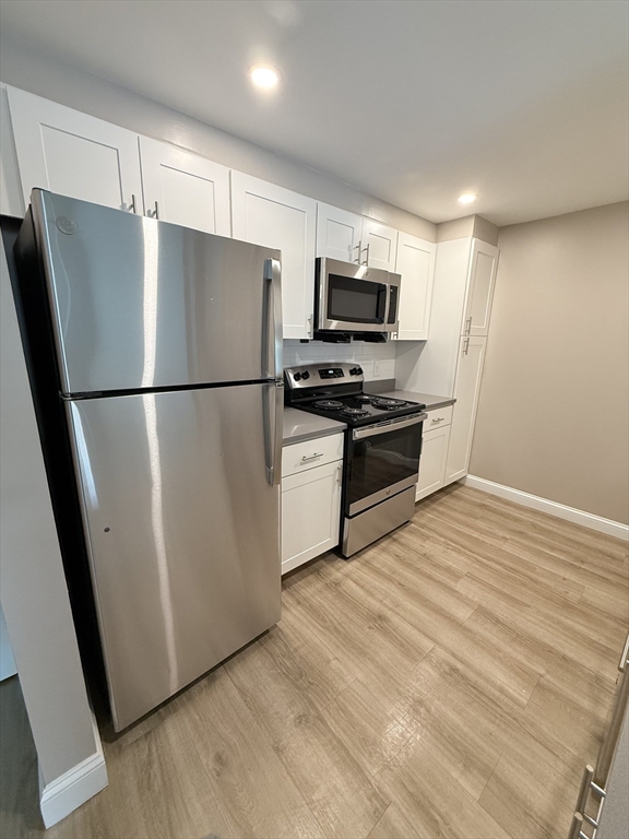 2 bed, 2 bath apartment for rent at 101 Rantoul St Unit 210, Beverly — photo 1 of 22