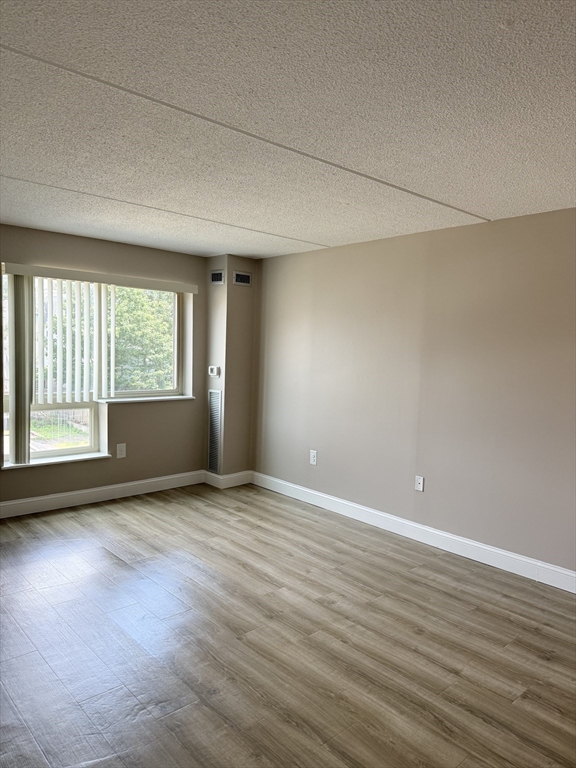 2 bed, 2 bath apartment for rent at 101 Rantoul St Unit 210, Beverly — photo 15 of 22