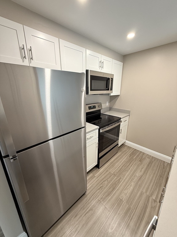 1 bed, 1 bath apartment for rent at 101 Rantoul St Unit 311, Beverly — photo 1 of 18