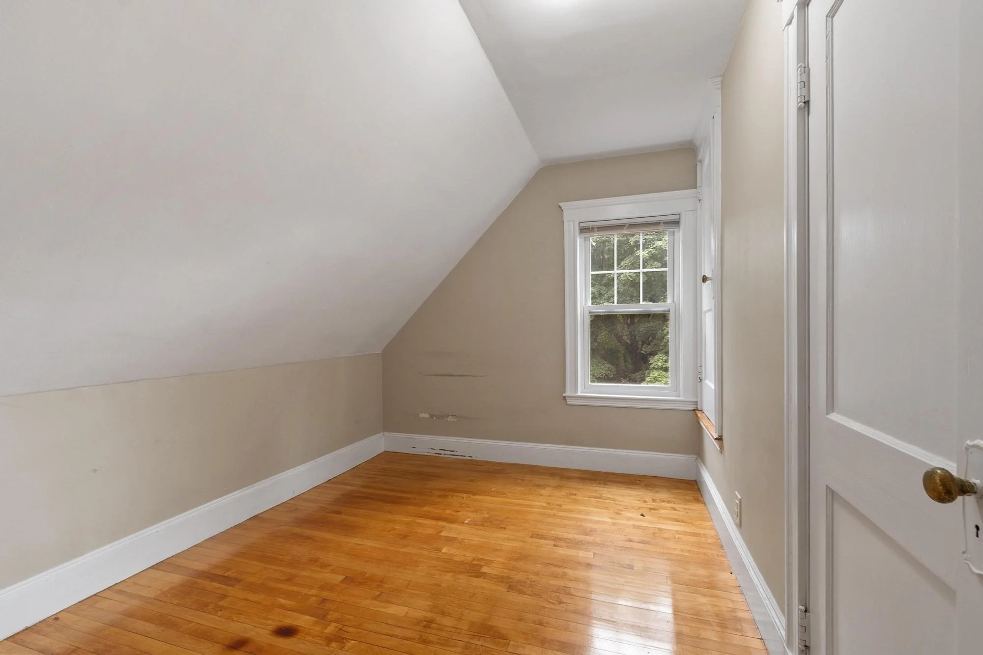 4 bed, 1 bath apartment for rent at 101 Saint Paul St Unit 2, Coolidge Corner — photo 20 of 39