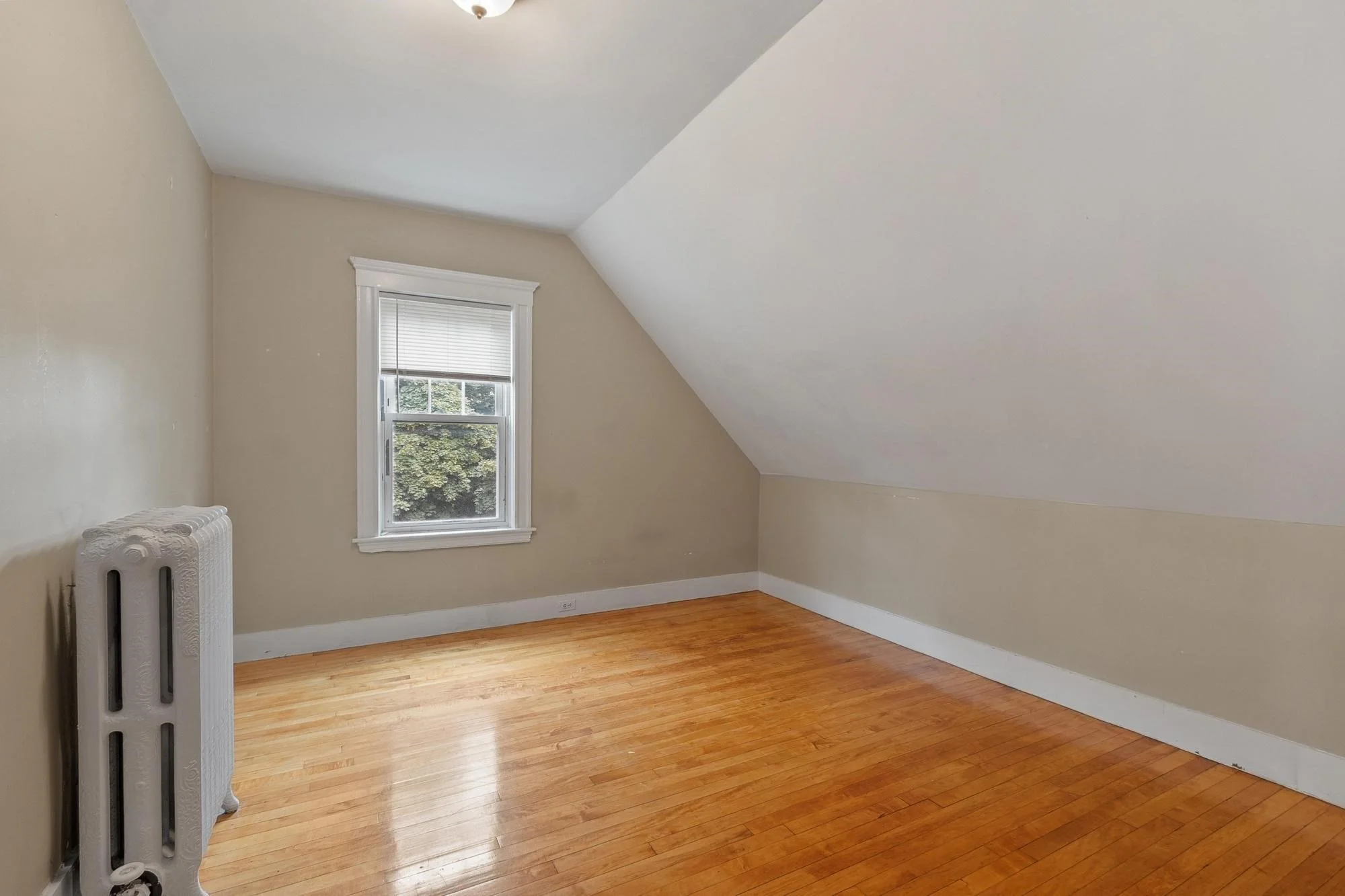 4 bed, 1 bath apartment for rent at 101 Saint Paul St Unit 2, Coolidge Corner — photo 17 of 39