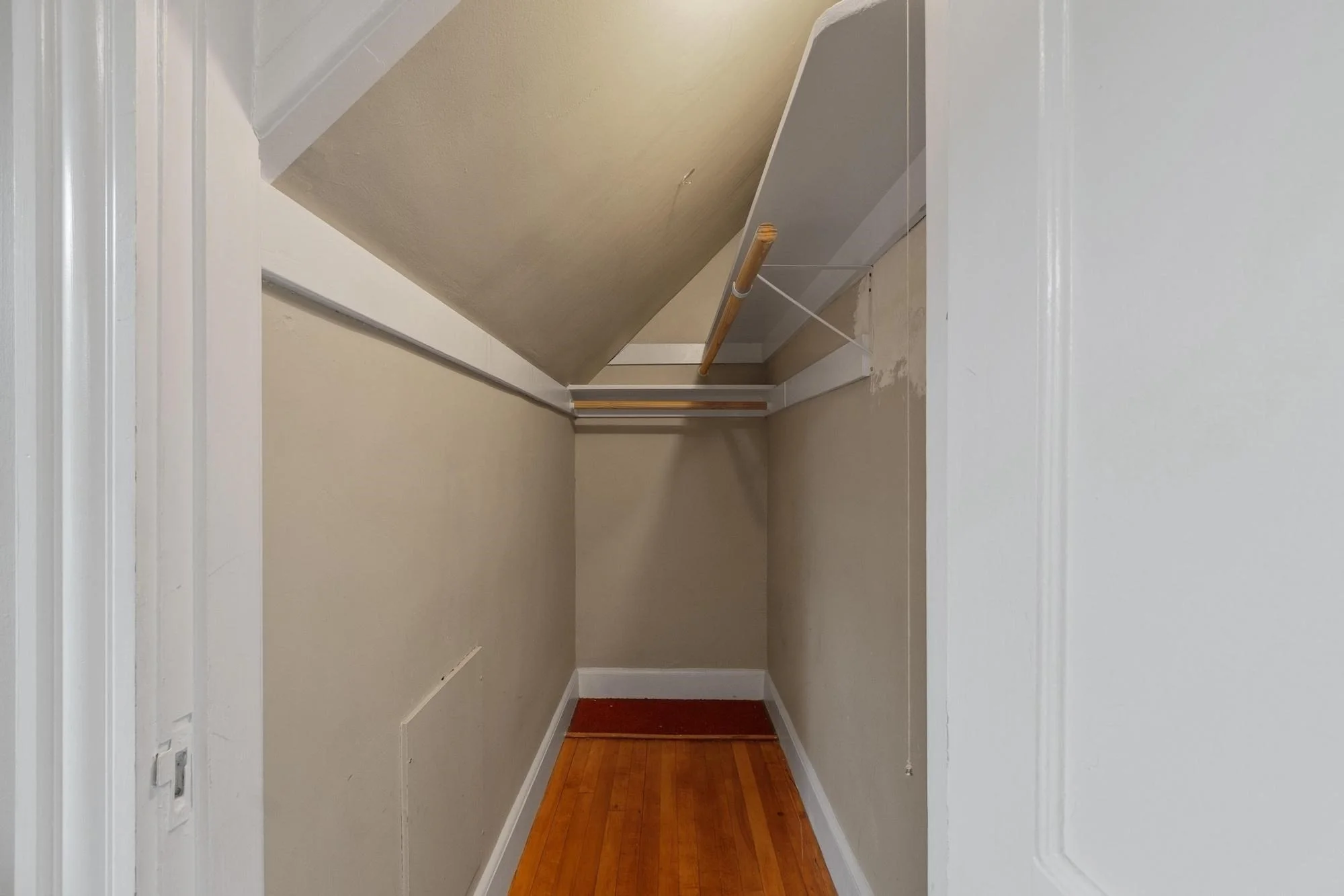 4 bed, 1 bath apartment for rent at 101 Saint Paul St Unit 2, Coolidge Corner — photo 12 of 39