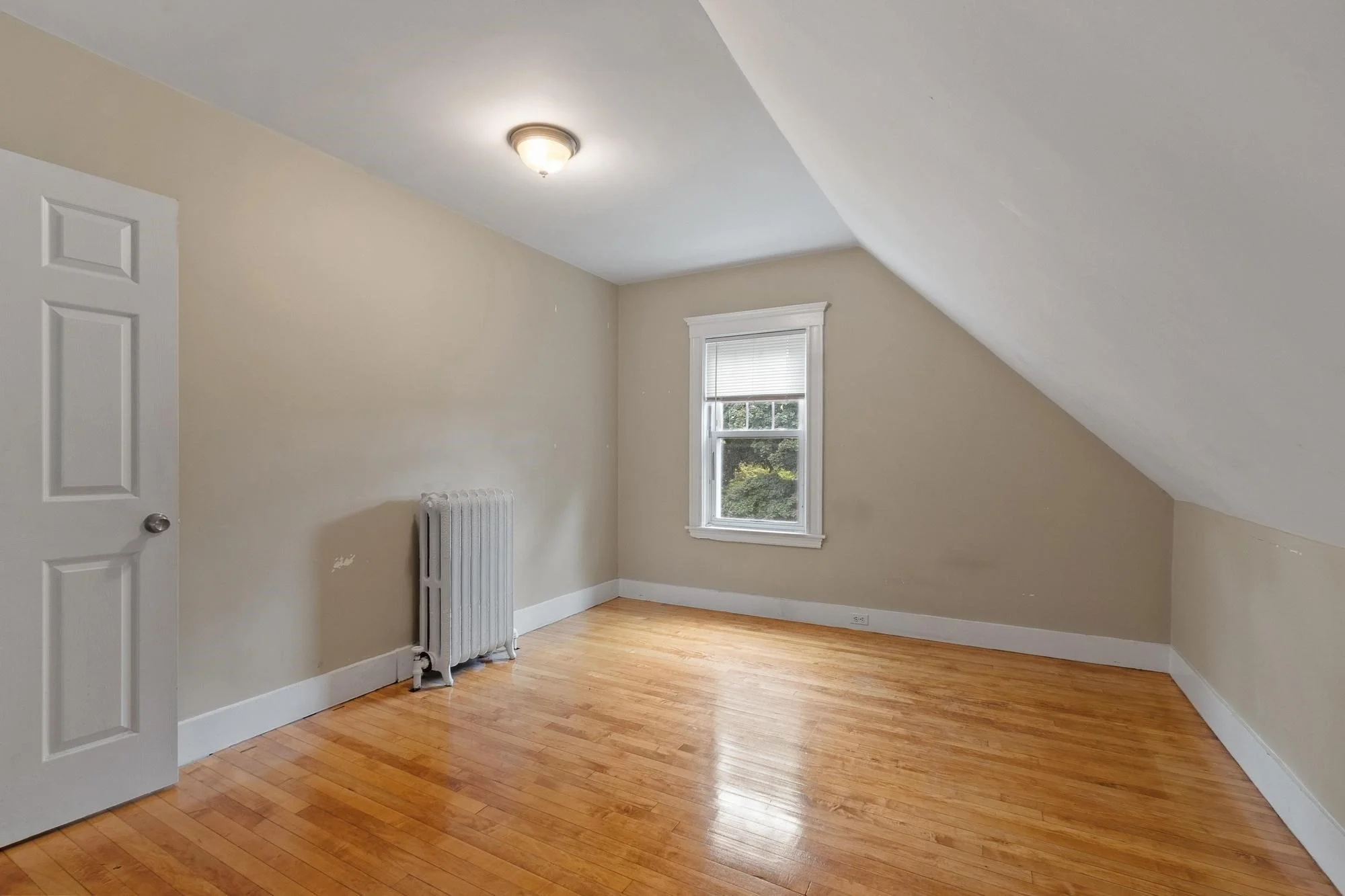 4 bed, 1 bath apartment for rent at 101 Saint Paul St Unit 2, Coolidge Corner — photo 15 of 39