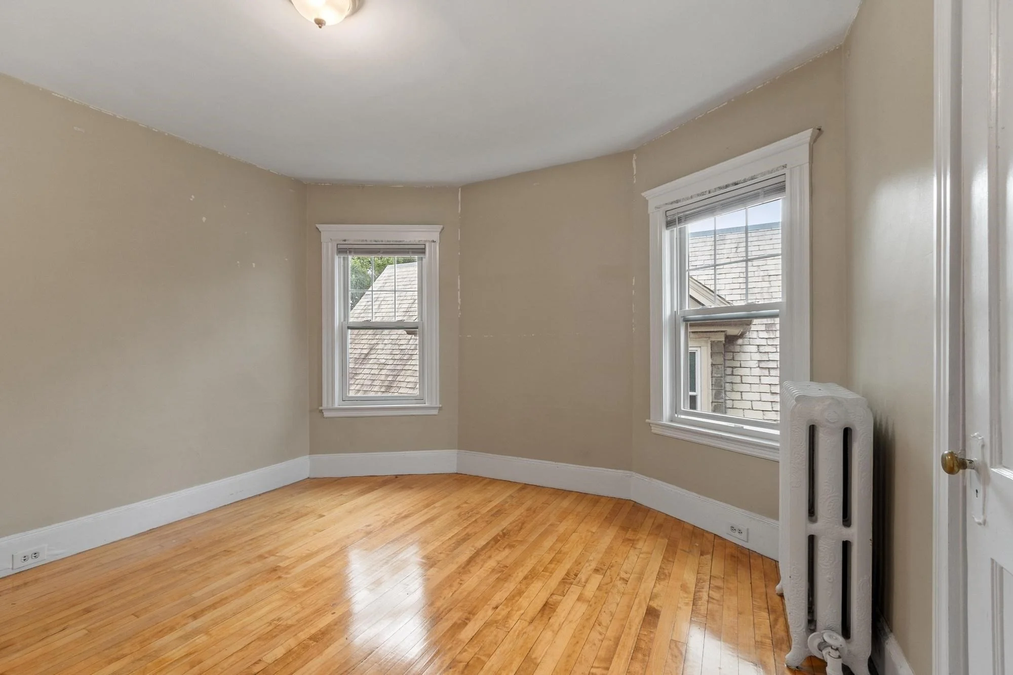4 bed, 1 bath apartment for rent at 101 Saint Paul St Unit 2, Coolidge Corner — photo 13 of 39
