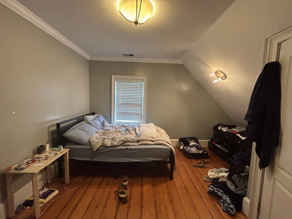 5 bed, 3 bath apartment for rent at 101 Sawyer Ave Unit 2, Dorchester — photo 29 of 31