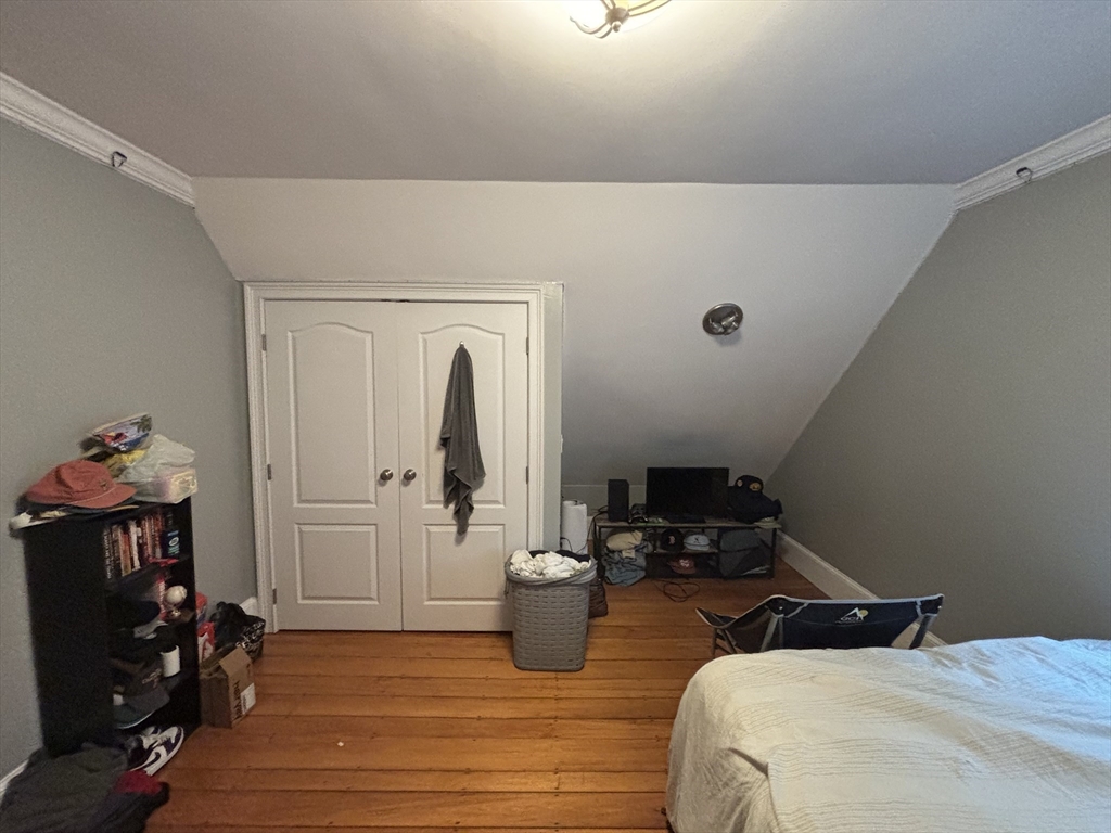 5 bed, 3 bath apartment for rent at 101 Sawyer Ave Unit 2, Dorchester — photo 26 of 31