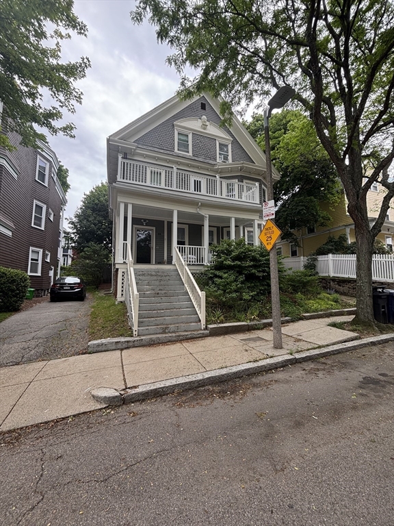 5 bed, 3 bath apartment for rent at 101 Sawyer Ave Unit 2, Dorchester — photo 1 of 31