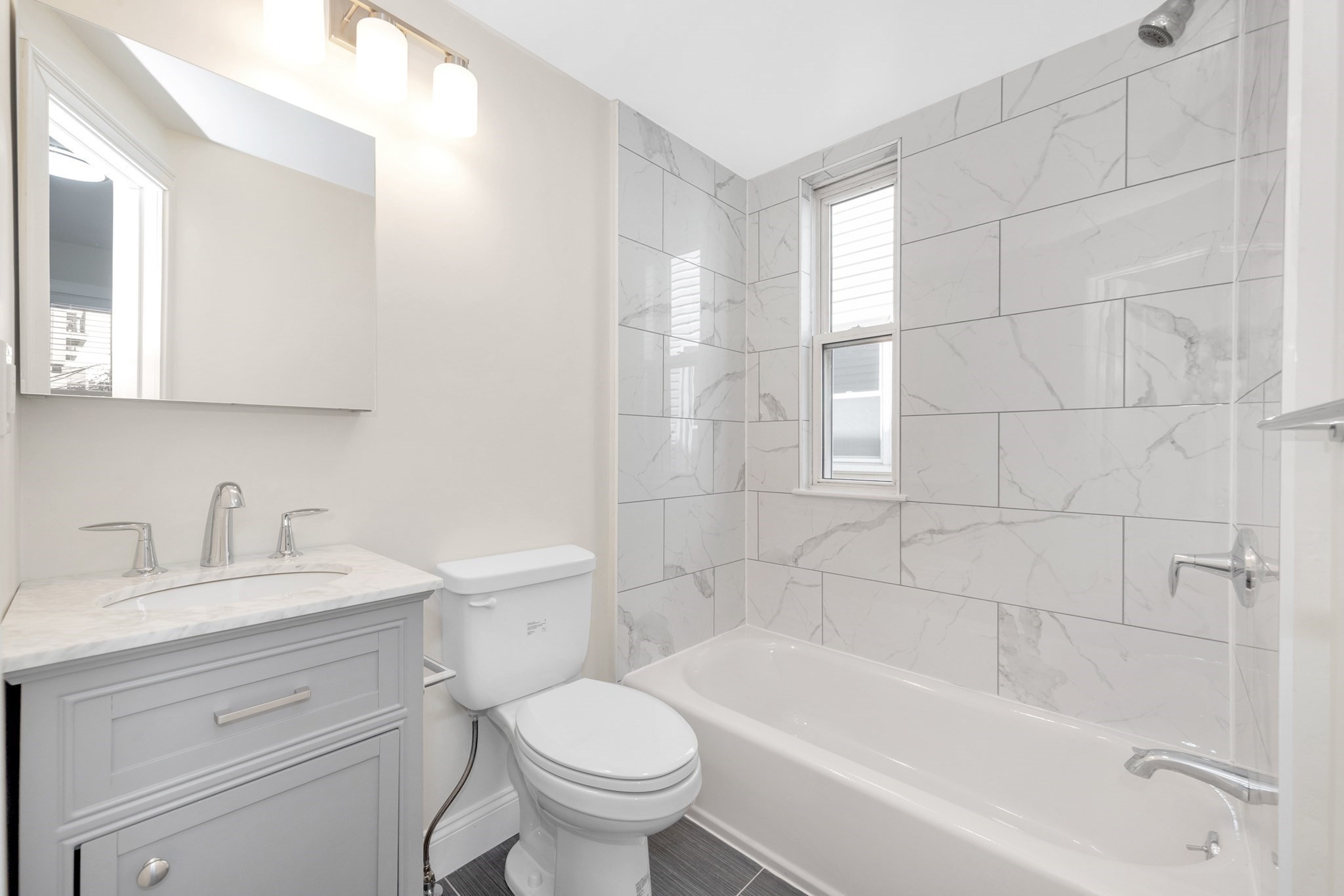 4 bed, 2.5 bath apartment for rent at 101 School St Unit 2, Roxbury — photo 5 of 5