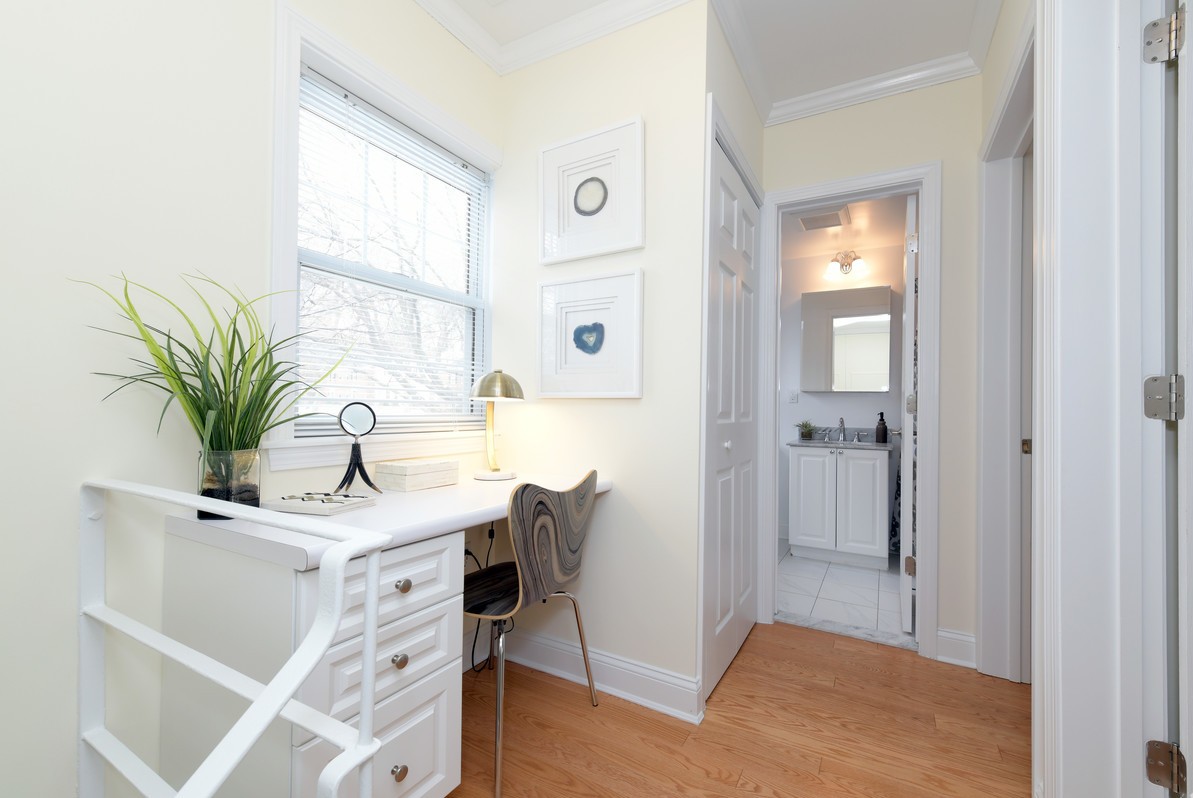 1 bed, 1.5 bath apartment for rent at 101 Sherman Rd Unit 1, Chestnut Hill — photo 5 of 7
