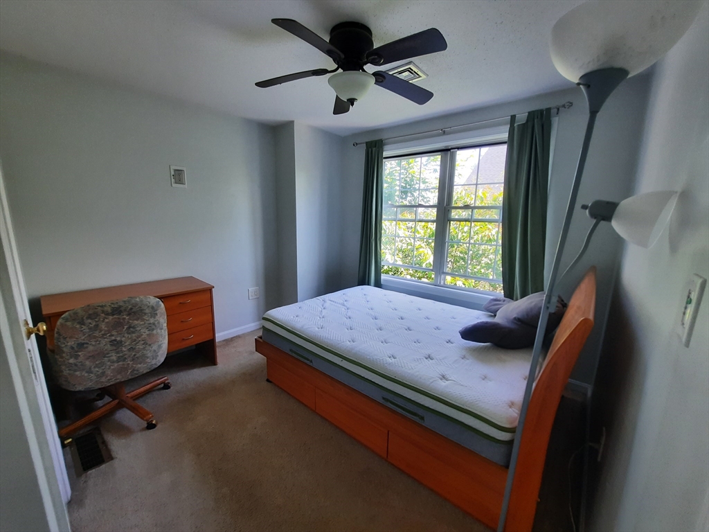 3 bed, 1 bath apartment for rent at 101 Sparks Unit 3, Lowell — photo 19 of 34