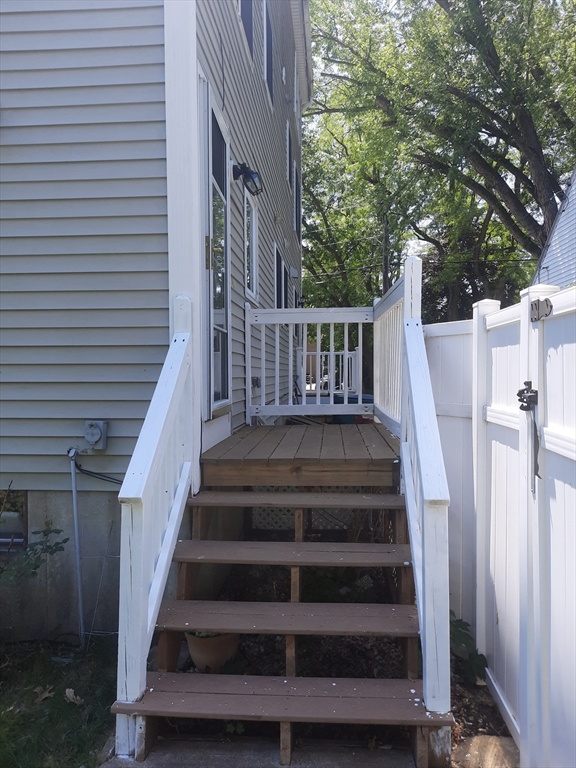 3 bed, 1 bath apartment for rent at 101 Sparks Unit 3, Lowell — photo 30 of 34