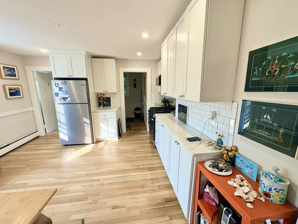 2 bed, 1 bath apartment for rent at 101 Summer St Unit 2, Watertown — photo 4 of 10