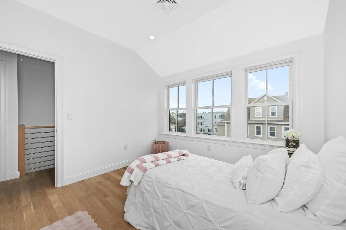 3 bed, 2 bath apartment for rent at 101 Sumner St Unit 2, Quincy — photo 19 of 23