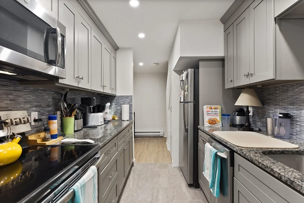 2 bed, 2 bath apartment for rent at 101 W Springfield St Unit 1, South End — photo 6 of 20