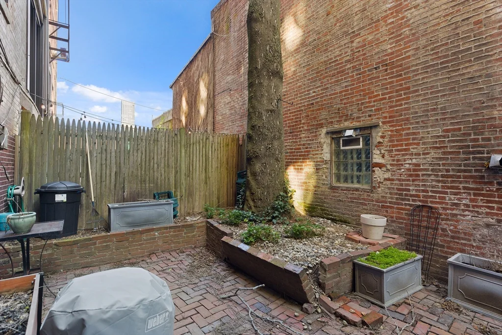 2 bed, 2 bath apartment for rent at 101 W Springfield St Unit 1, South End — photo 16 of 20