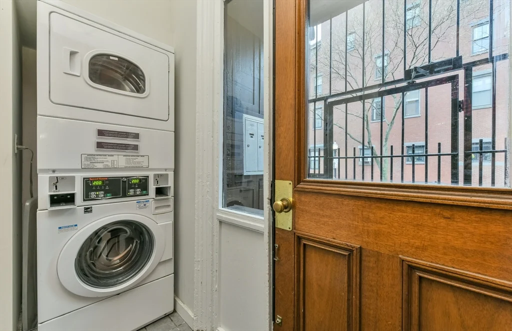 1 bed, 1 bath apartment for rent at 101 W Springfield St Unit 4, South End — photo 11 of 13