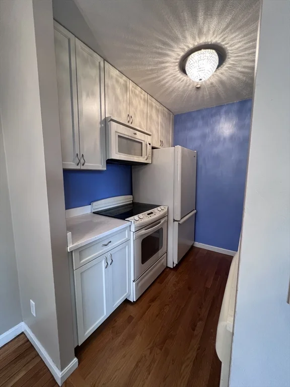 2 bed, 1 bath apartment for rent at 101 Waite St Unit D1, Malden — photo 7 of 18
