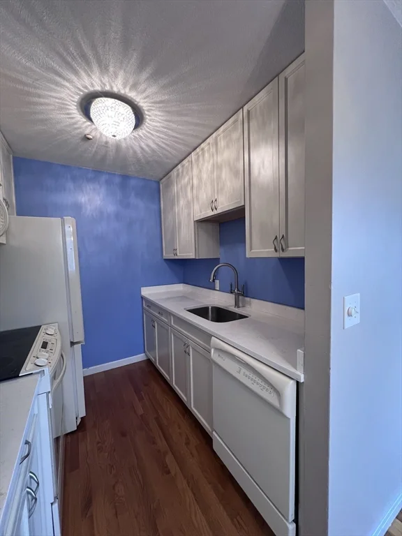2 bed, 1 bath apartment for rent at 101 Waite St Unit D1, Malden — photo 8 of 18