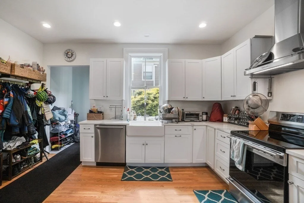 4 bed, 3 bath apartment for rent at 101 Walden St Unit 101, Neighborhood Nine — photo 14 of 41