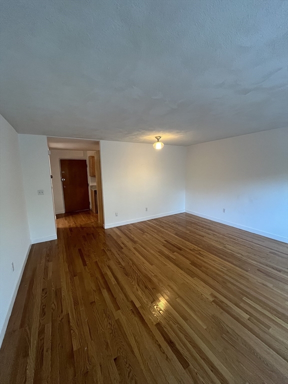 1 bed, 1 bath apartment for rent at 101 Walker St Unit B3, Newtonville — photo 3 of 10