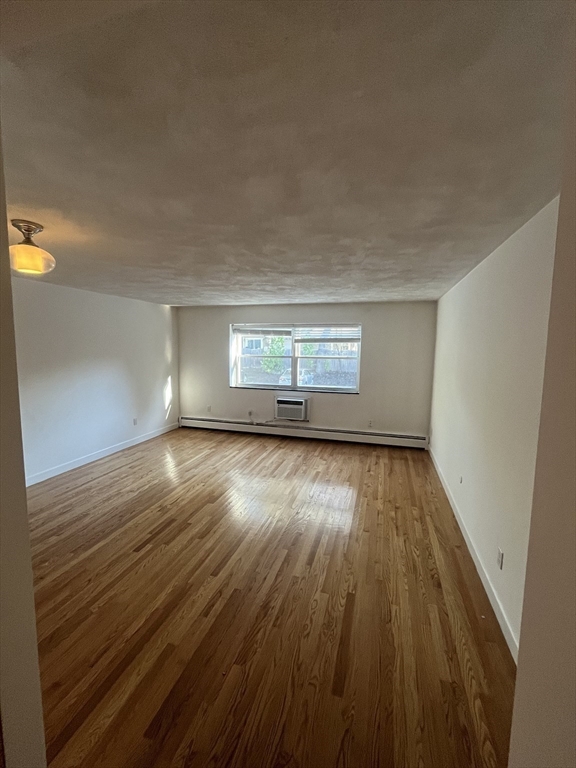 1 bed, 1 bath apartment for rent at 101 Walker St Unit B3, Newtonville — photo 4 of 10