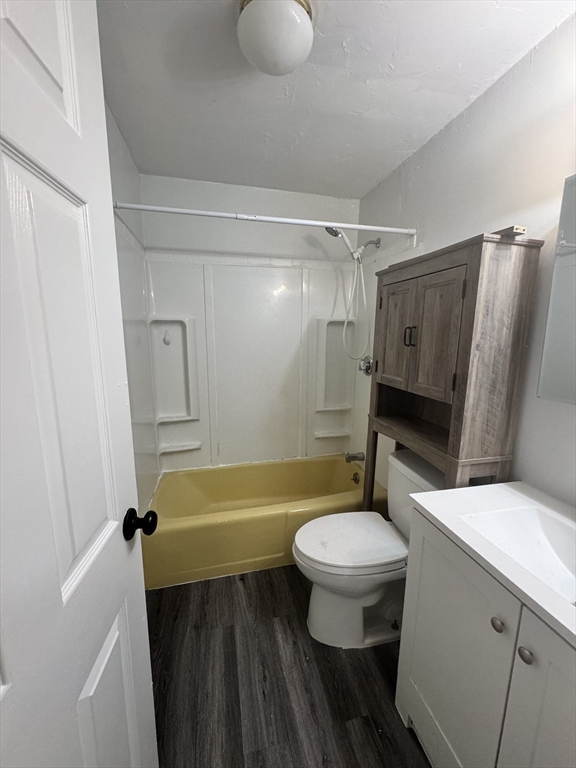 2 bed, 1 bath apartment for rent at 101 Whipple St Unit 10, Worcester — photo 10 of 11