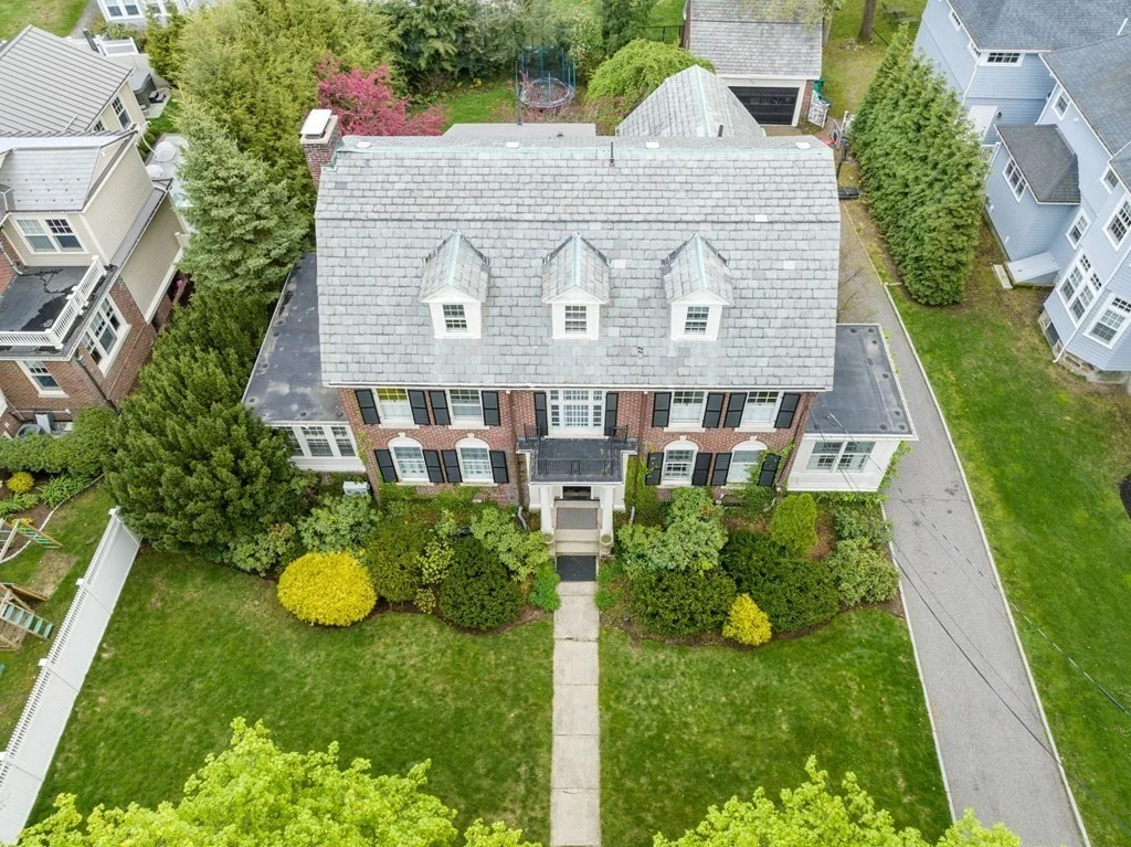 6 bed, 3 bath apartment for rent at 1010 Centre St, Newton Center — photo 17 of 21