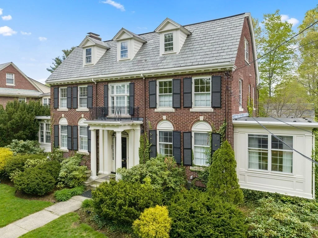 6 bed, 3 bath apartment for rent at 1010 Centre St, Newton Center — photo 15 of 21