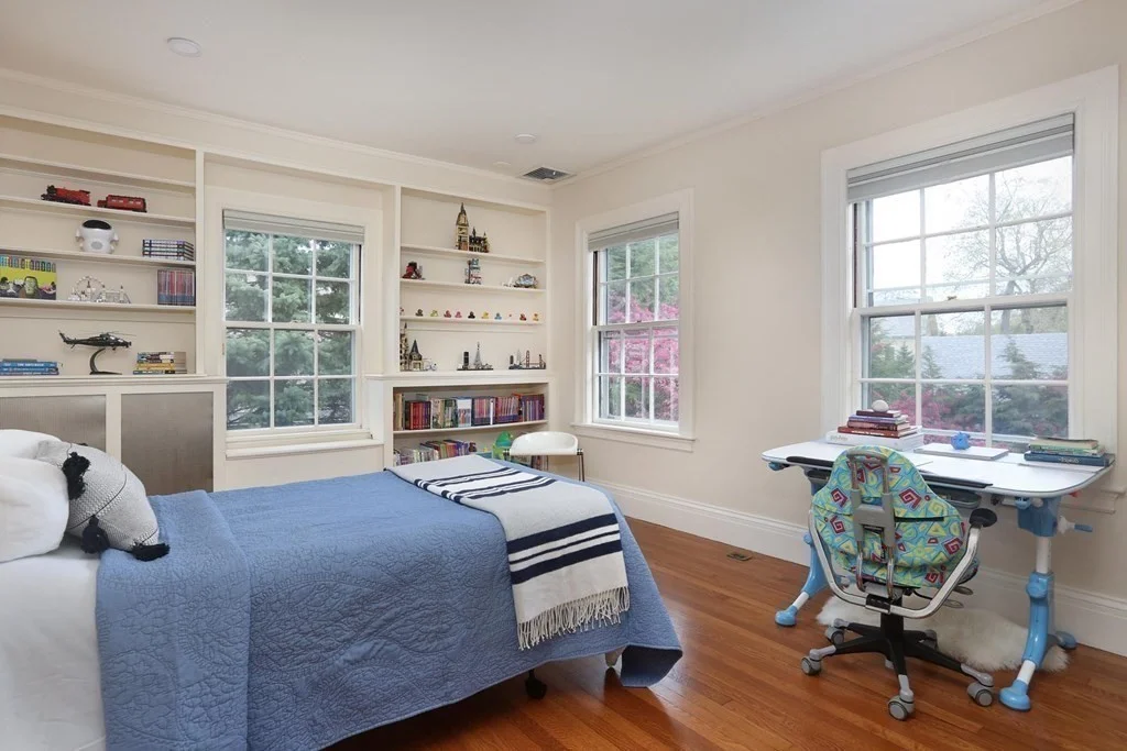 6 bed, 3 bath apartment for rent at 1010 Centre St, Newton Center — photo 8 of 21