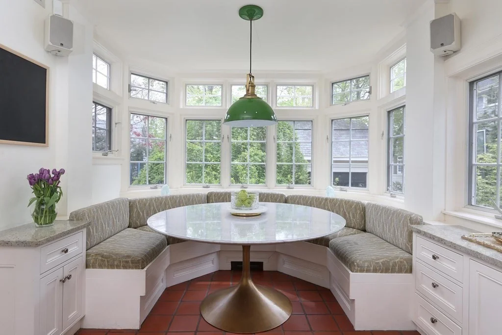 6 bed, 3 bath apartment for rent at 1010 Centre St, Newton Center — photo 4 of 21