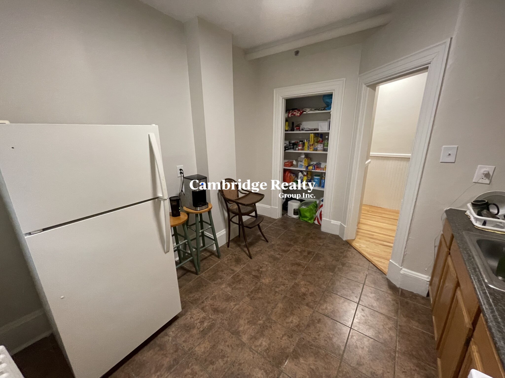 2 bed, 1 bath apartment for rent at 1010 Massachusetts Ave Unit 01T, Harvard Square — photo 2 of 15