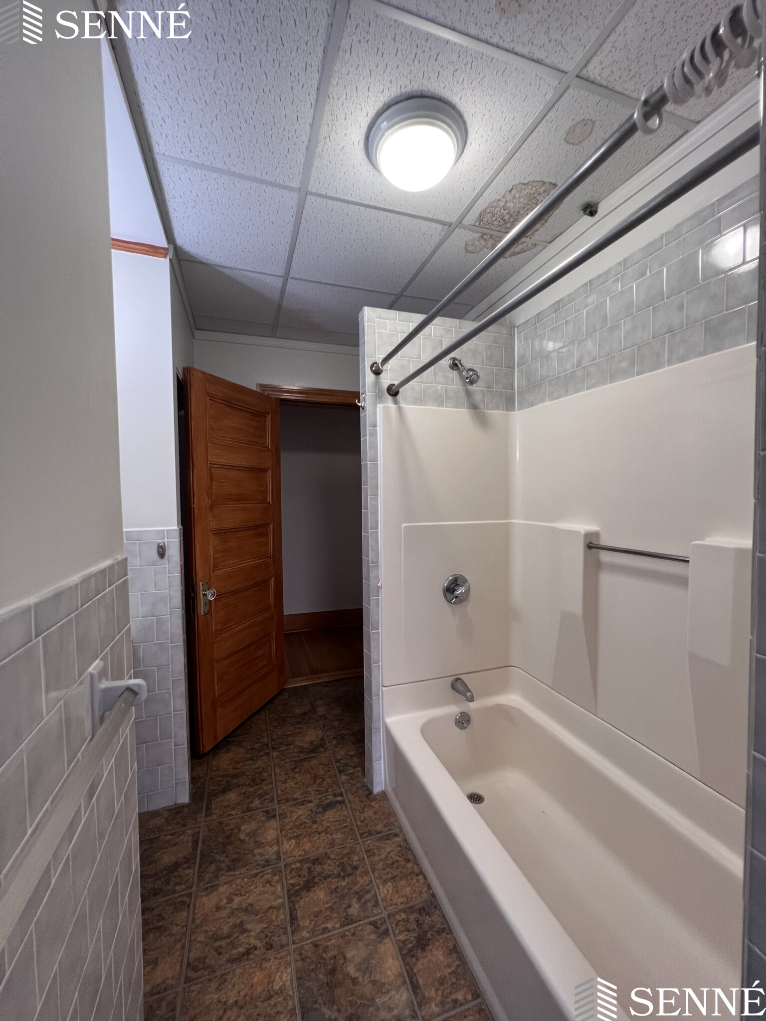 4 bed, 2 bath apartment for rent at 1010 Massachusetts Ave Unit 11, Riverside — photo 12 of 13