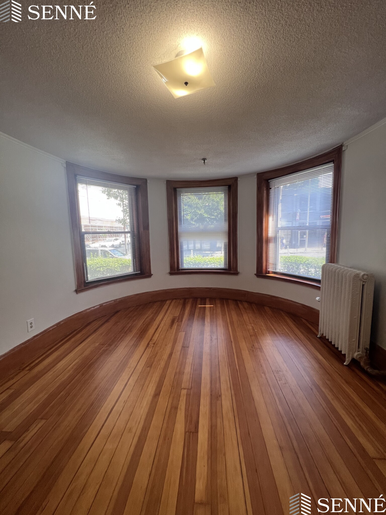 4 bed, 2 bath apartment for rent at 1010 Massachusetts Ave Unit 11, Riverside — photo 7 of 13