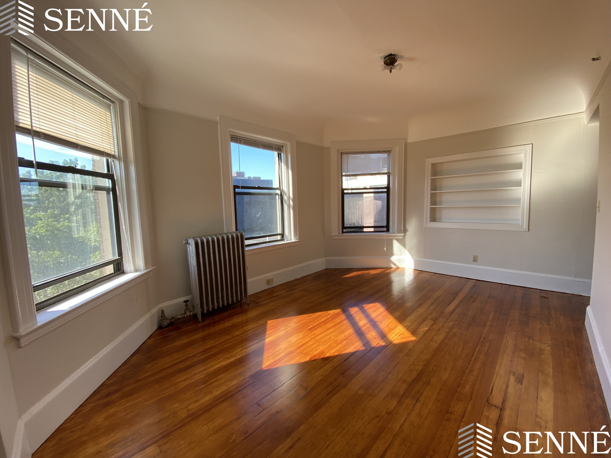2 bed, 1 bath apartment for rent at 1010 Massachusetts Ave Unit 31, Riverside — photo 3 of 8