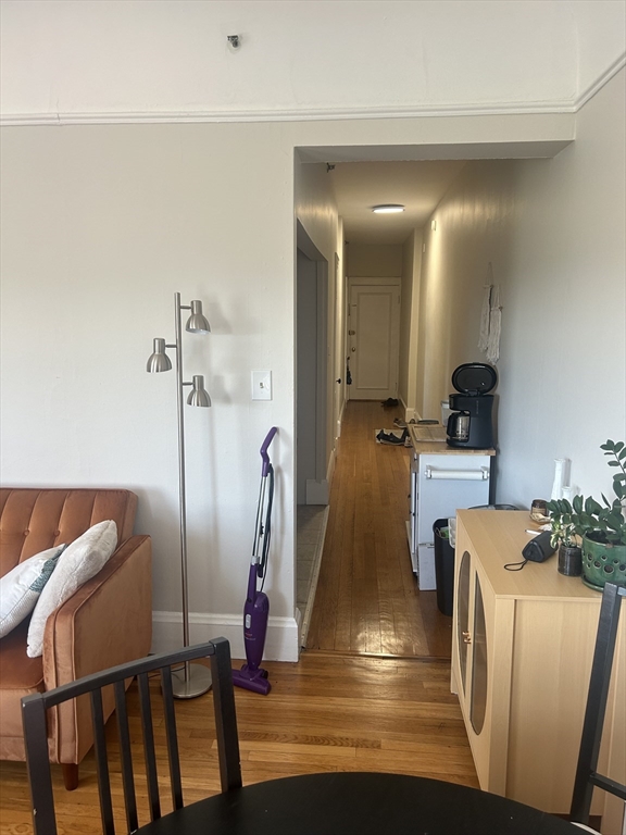 2 bed, 1 bath apartment for rent at 1010 Massachusetts Ave Unit 66, Harvard Square — photo 5 of 17