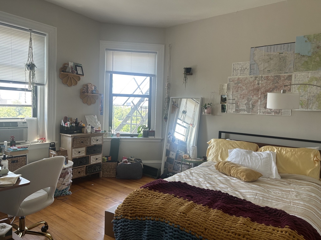 2 bed, 1 bath apartment for rent at 1010 Massachusetts Ave Unit 66, Harvard Square — photo 12 of 17