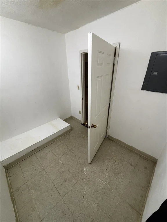 1 bed, 1 bath apartment for rent at 1010 Middle Unit 1, Weymouth — photo 17 of 18