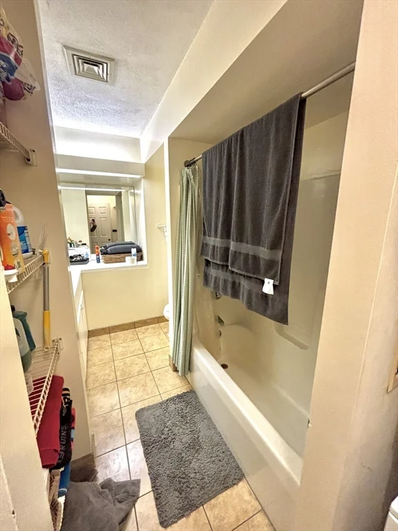 1 bed, 1 bath apartment for rent at 1010 Middle Unit 1, Weymouth — photo 6 of 18