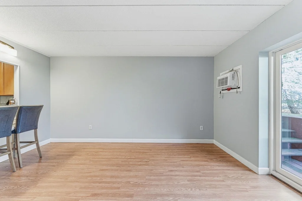 2 bed, 1 bath apartment for rent at 1011 Main St Unit 5, Woburn — photo 7 of 26