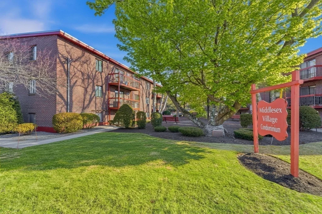 2 bed, 1 bath apartment for rent at 1011 Main St Unit 5, Woburn — photo 24 of 26